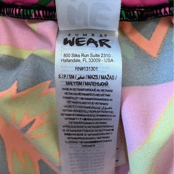 Zumba Dance Tribe Capri Harem Pants in Groovin Green, size Small / Spicy - Picture 7 of 12